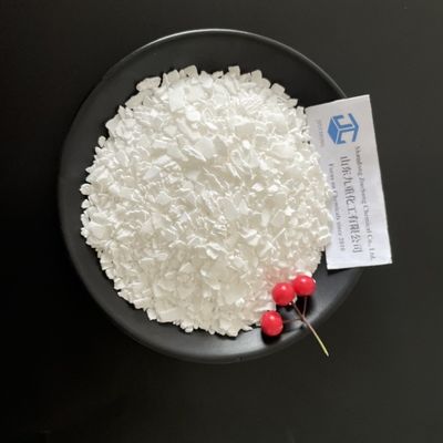 двугидрата CaCl2 74%Min хлорида кальция 25kg/1000kg хлопь химического белый